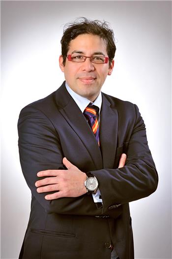 RICARDO OLIVA LEÓN