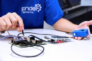 ENDEF, empresa CEEI, comercializa sus paneles híbridos inteligentes