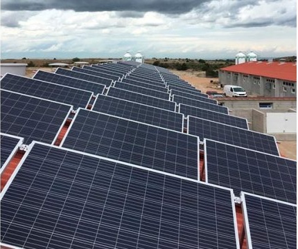 EndeF, empresa CEEIARAGON, instala paneles solares para consumo aislado
